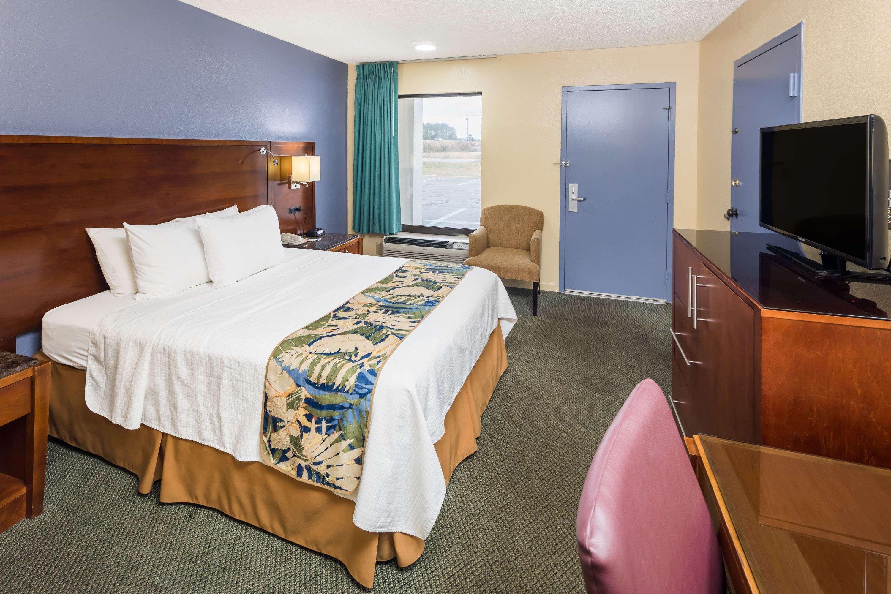 Days Inn By Wyndham וולטרבורו מראה חיצוני תמונה